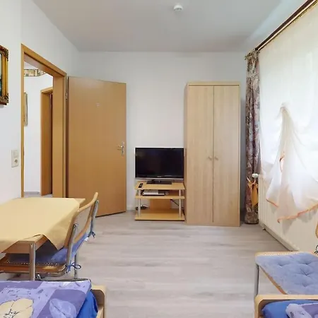 Grosszuegige Mit Kueche شقة لاتزن