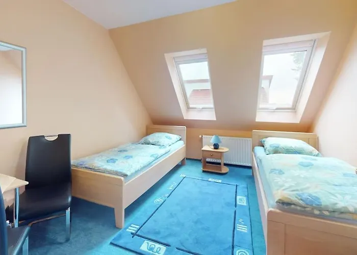 Großzügige Mit Küche * Laatzen