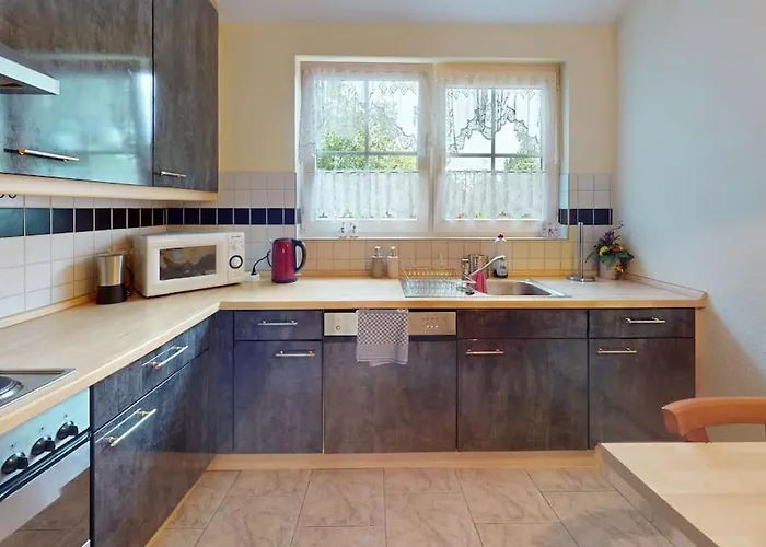 Großzügige Mit Küche